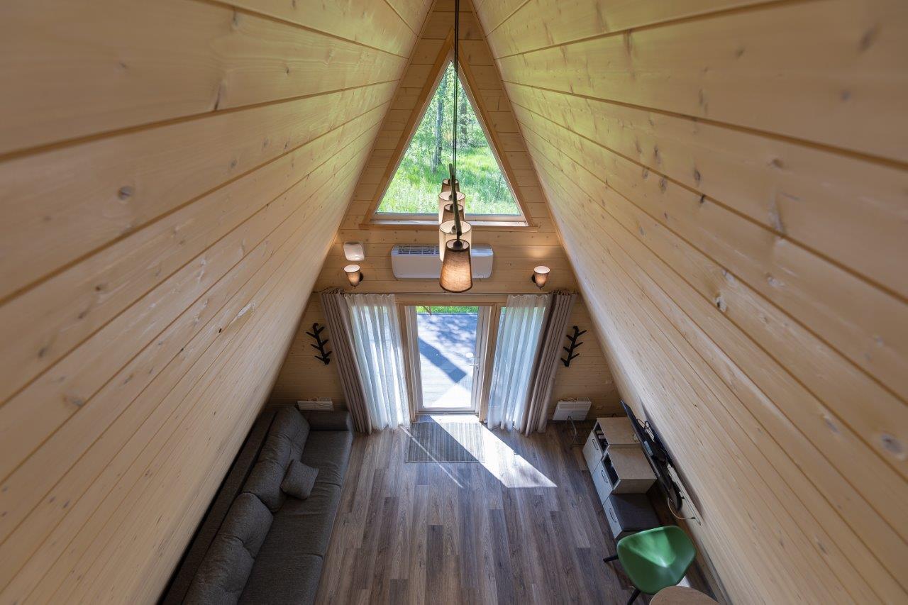 Строительство треугольного дома