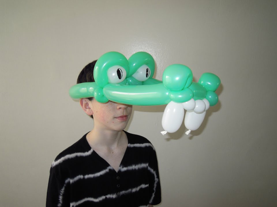 Как сделать змейку из шаров. Моделирование из шаров. Фигуры из шаров. Шляпа из воздушных шаров. Моделирование из воздушных шариков.