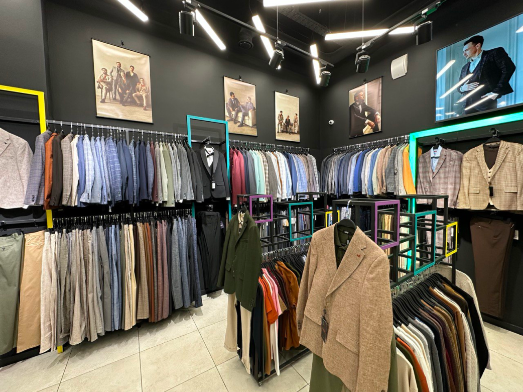 Cube Салоны мужской одежды