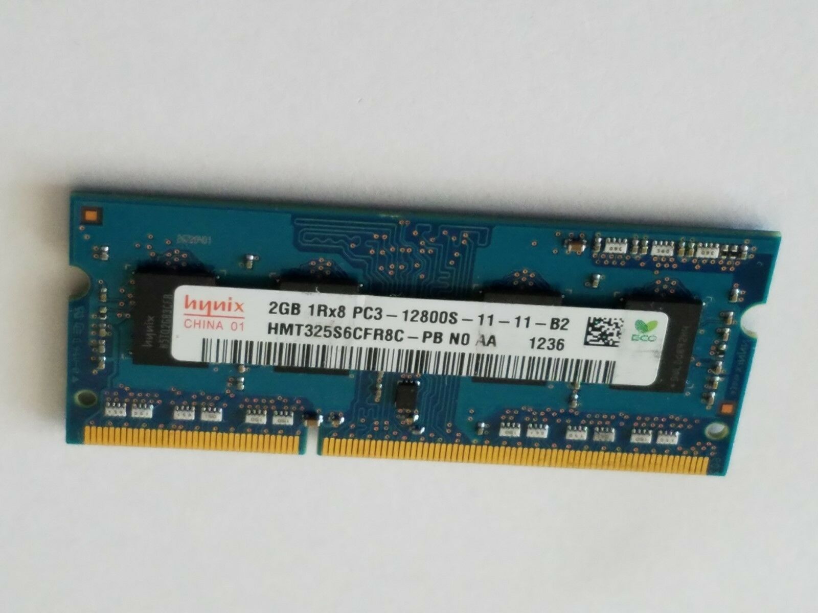 Оперативная память DDR3, SODIMM, 2Gb, 1600MHz, Hynix HMT325S6CFR8C