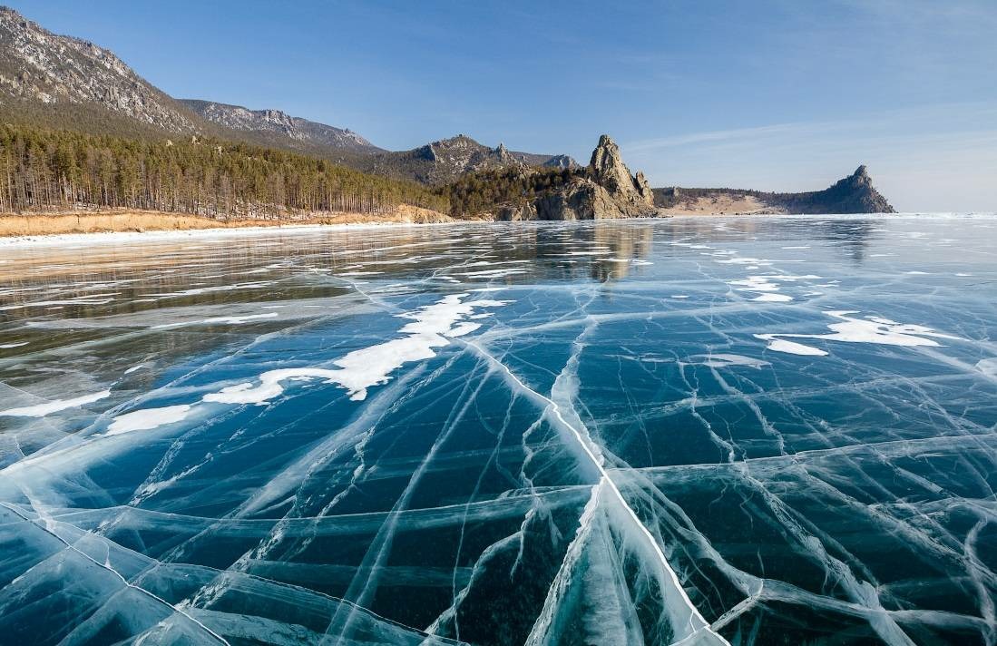 Байкальский лед сияние