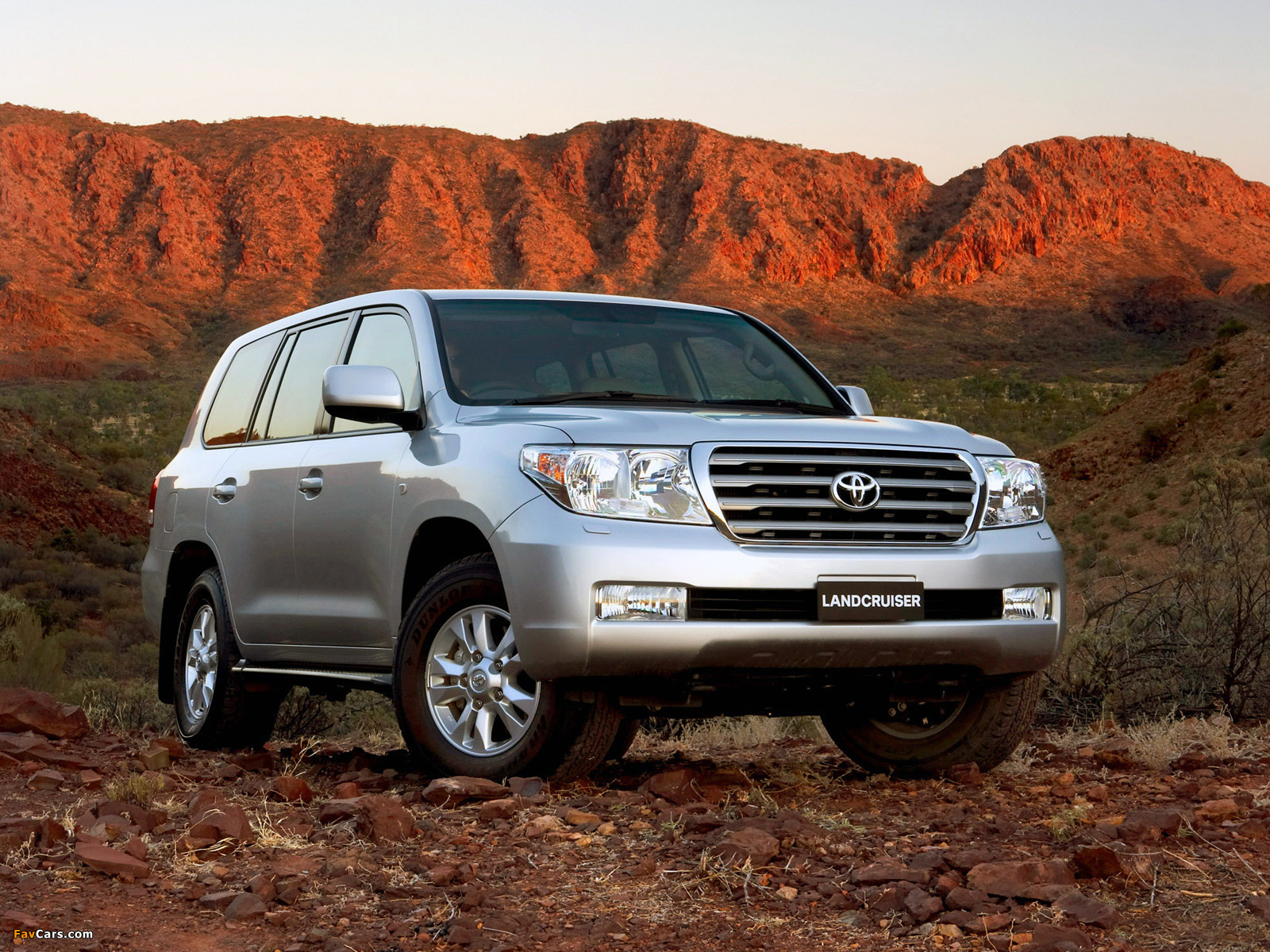 Toyota Land Cruiser 200 2008