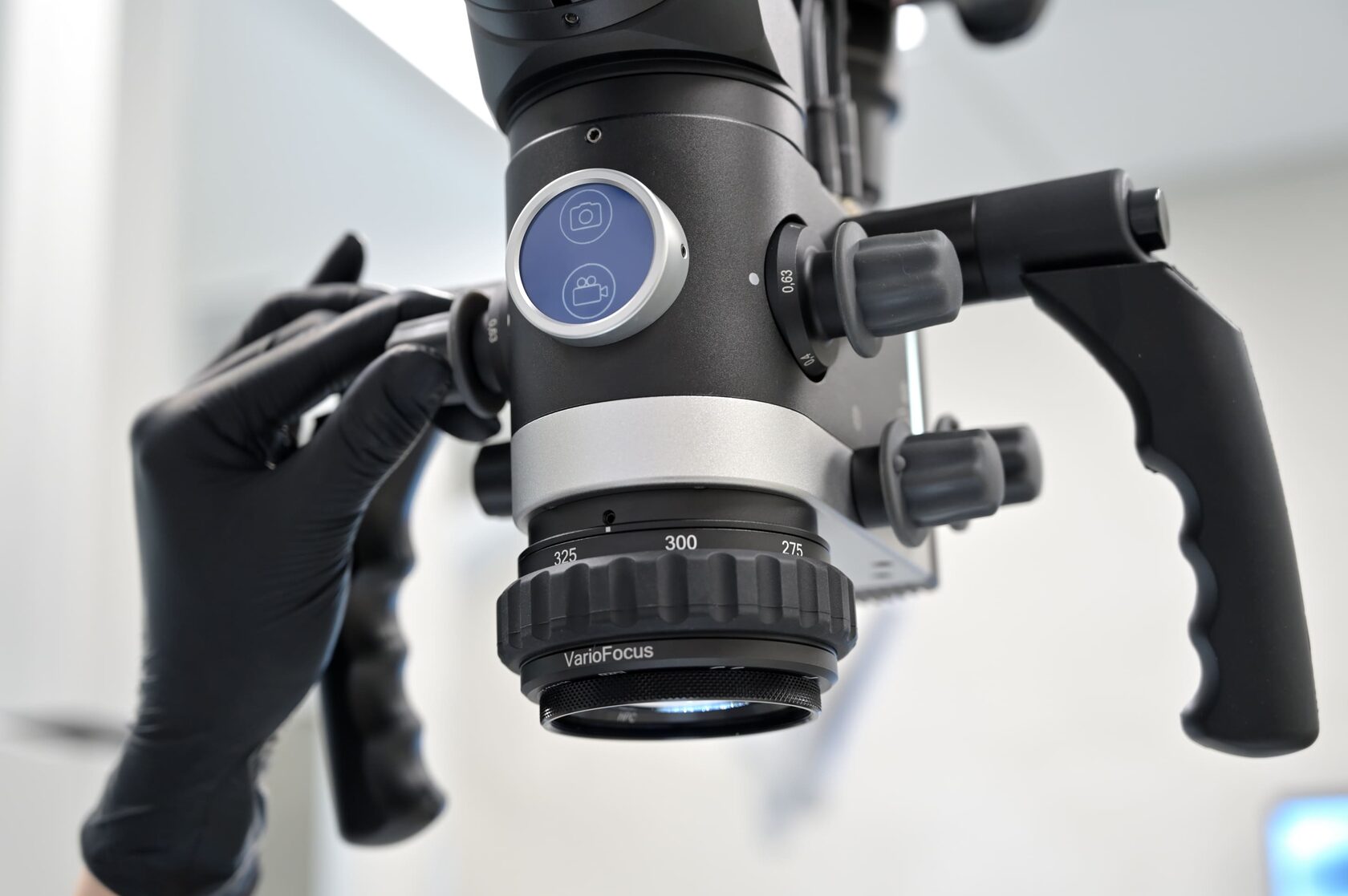 Лечение сложных каналов зуба под микроскопом в стоматологии Пробел на Ленинградском проспекте