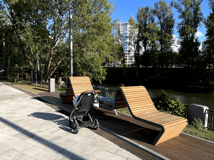 Парковые скамейки