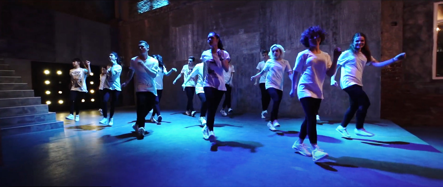 Школа танцев шаффла SHUFFLE MSK в Москве