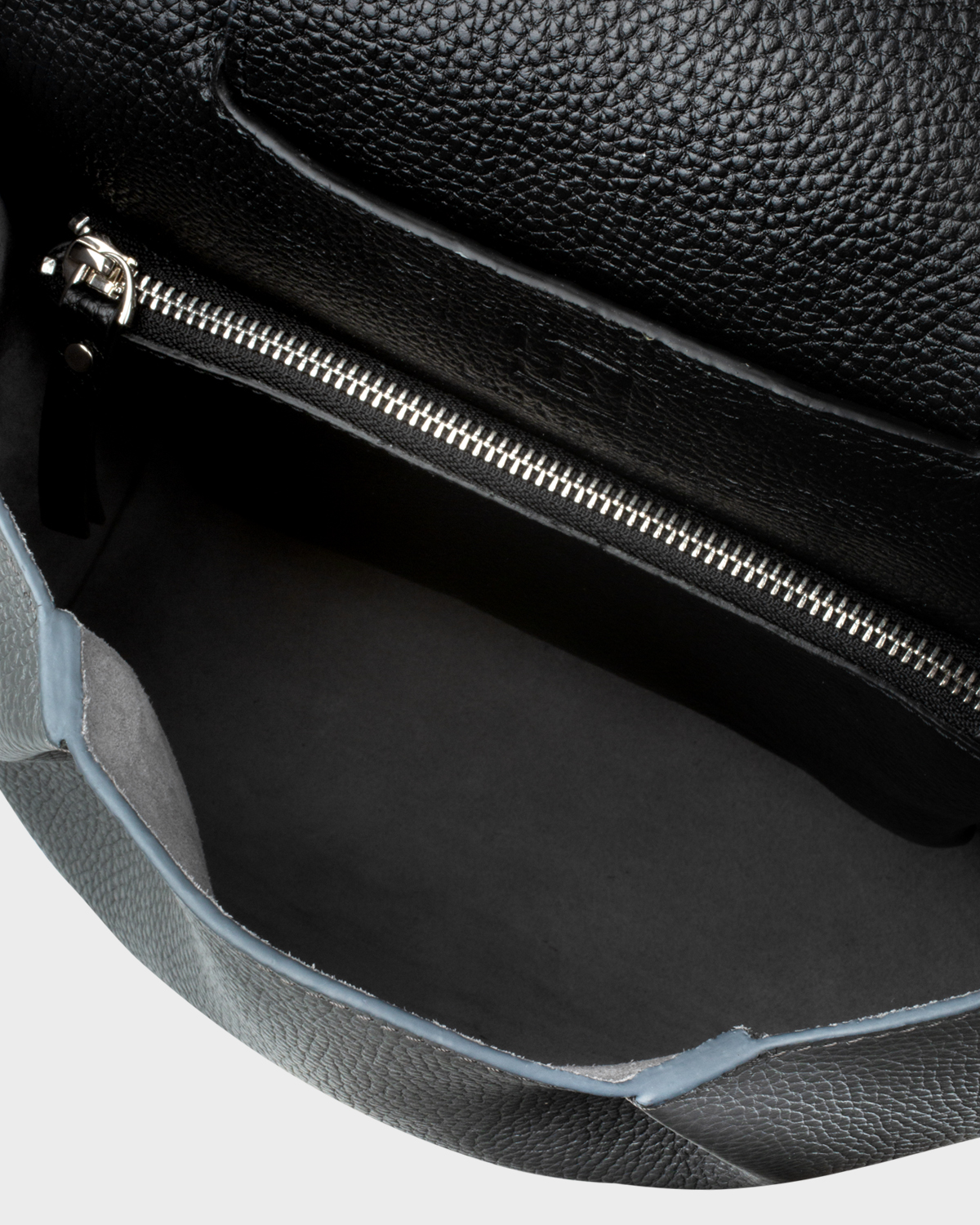 Кожаный рюкзак URBANN mini черный-графит