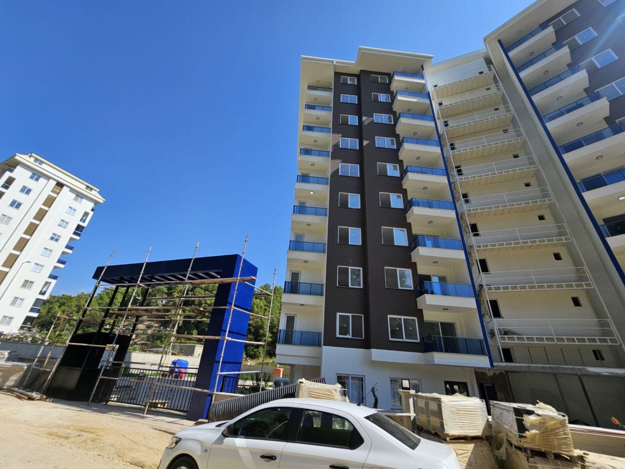 Aqua Blue Residence · 1+1