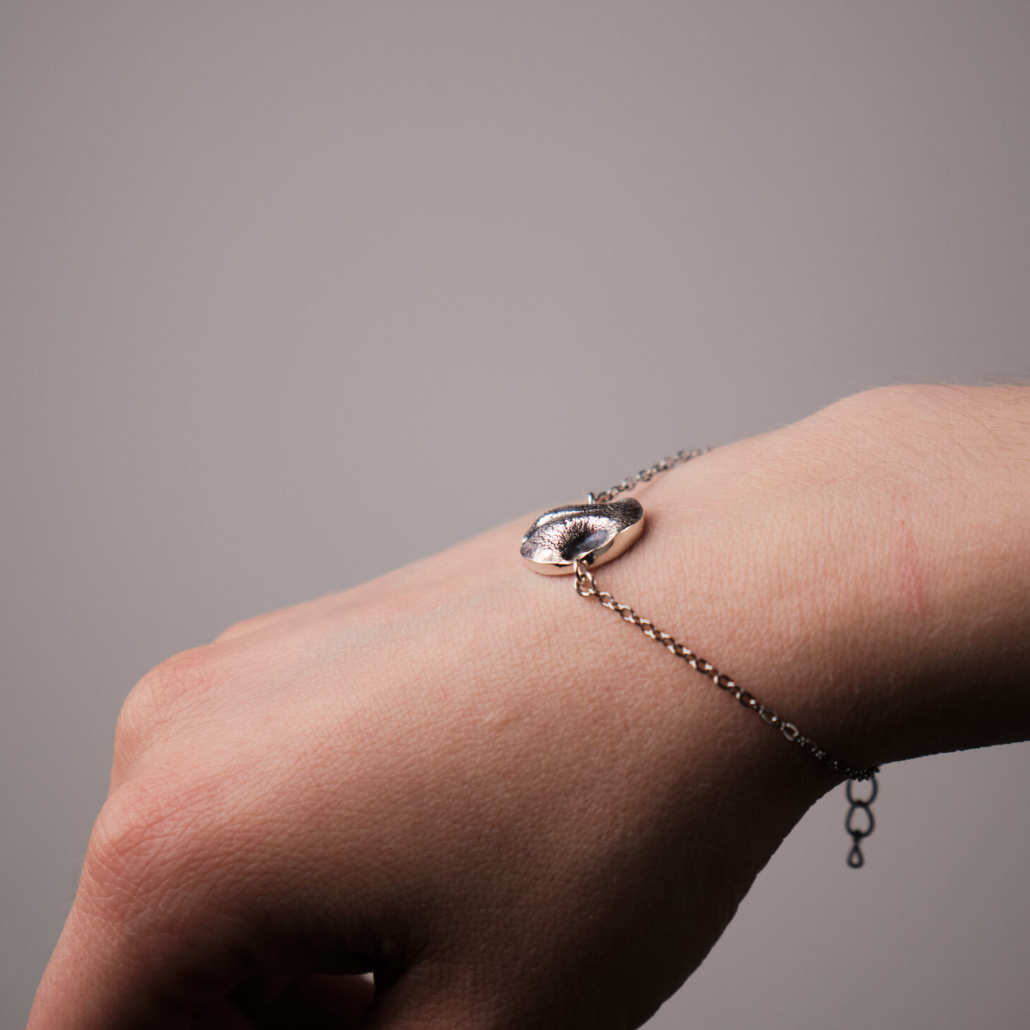 Браслет с отпечатком носа собаки