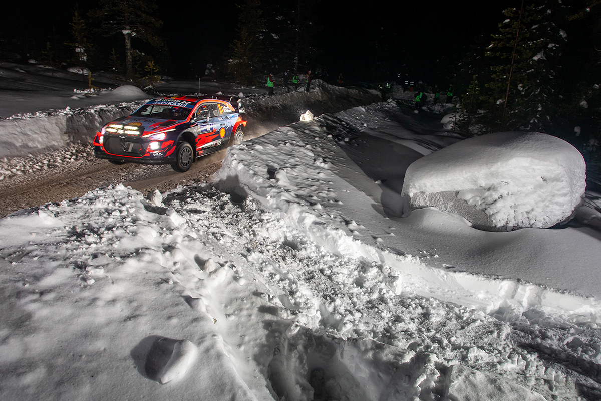 Тьерри Невилль и Мартейн Видаге, Hyundai i20 Coupe WRC, Arctic Rally Finland 2021