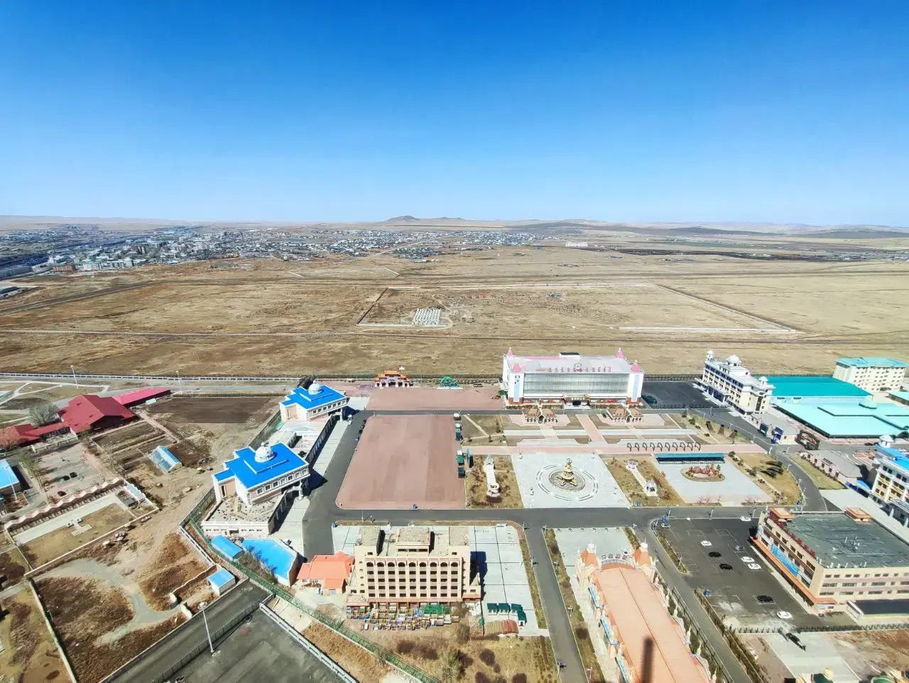 Белая доставка из Китая — перегруз на фуры РФ