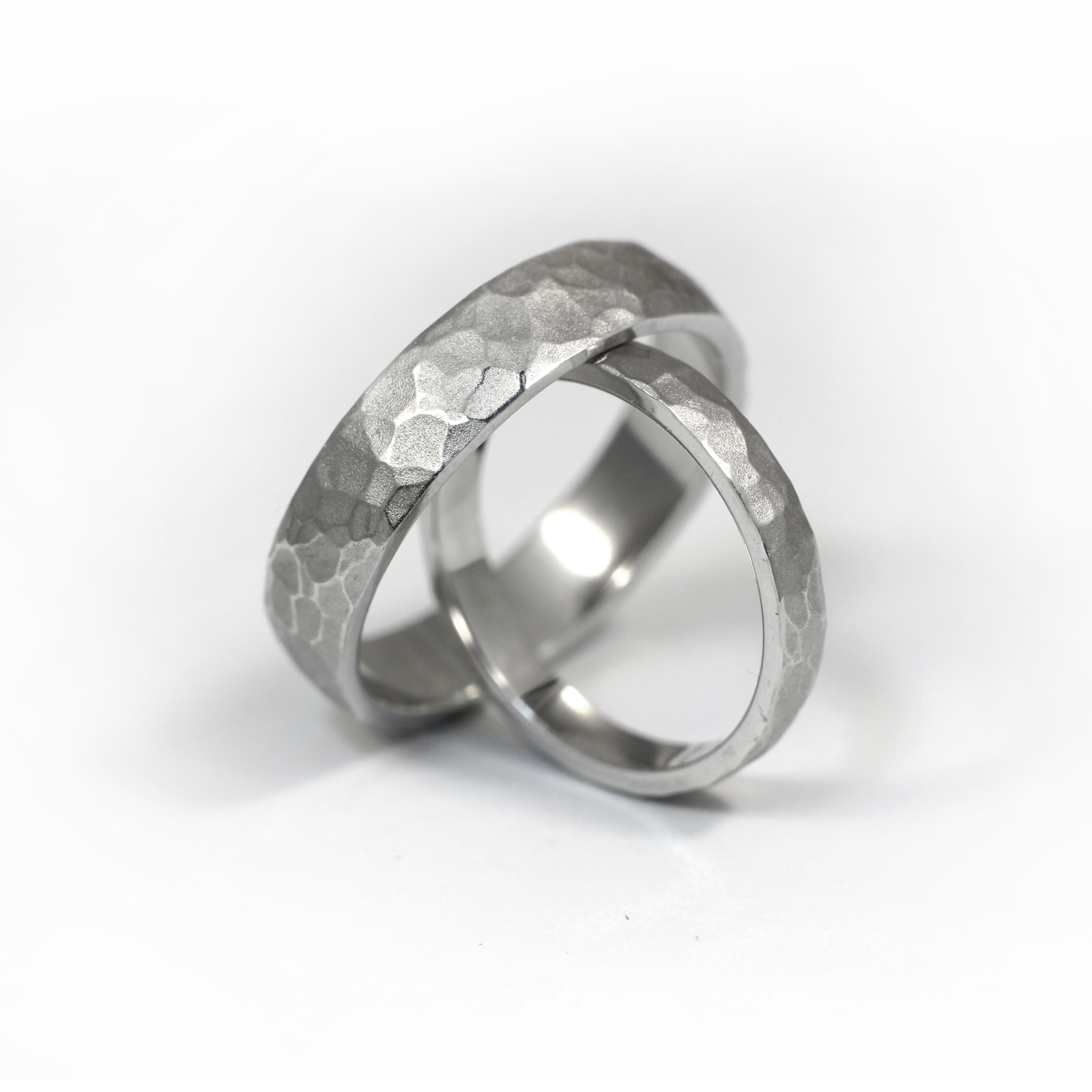 Как сделать обручальные кольца на свадьбу своими руками?
