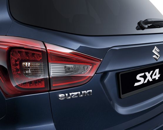 Сузуки сх4 как снять задний фонарь Сузуки сх4 как снять задний фонарь