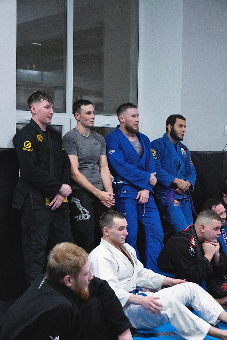Тренировки по грэпплингу и BJJ для взрослых в Уфе