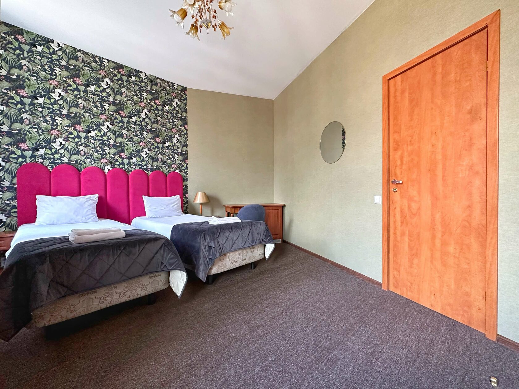 Laika хостел санкт-петербург. Лайка хостел санкт-петербург. Лайка хостел санкт-петербург. Отель лайка на московском. Laika на московском.