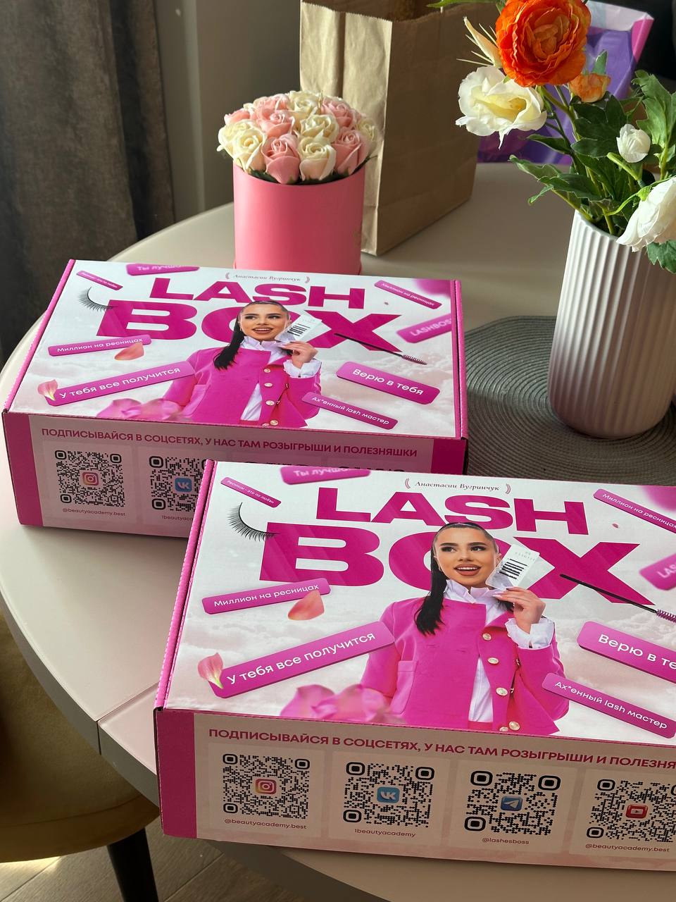 Обучение наращиванию ресниц