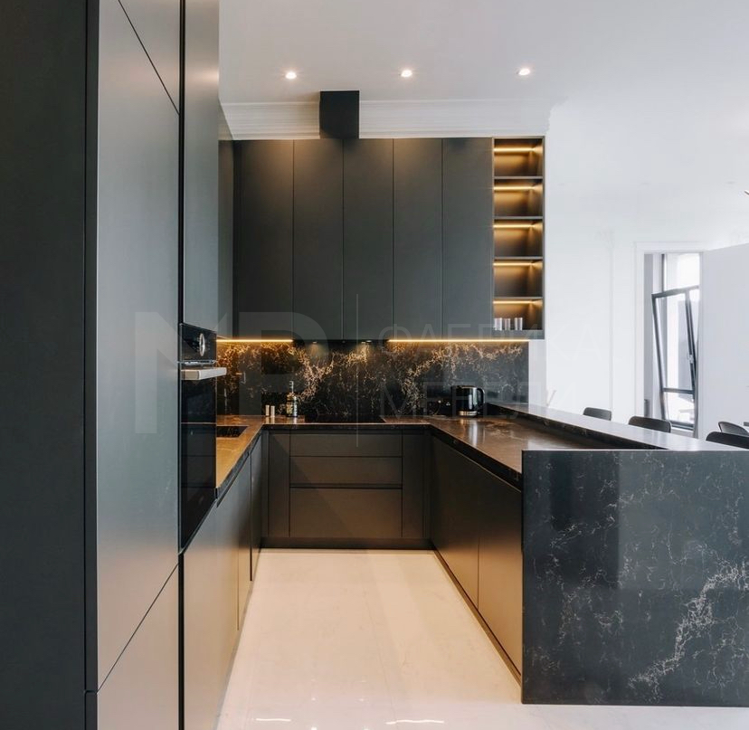 кухня в стиле хай-тек