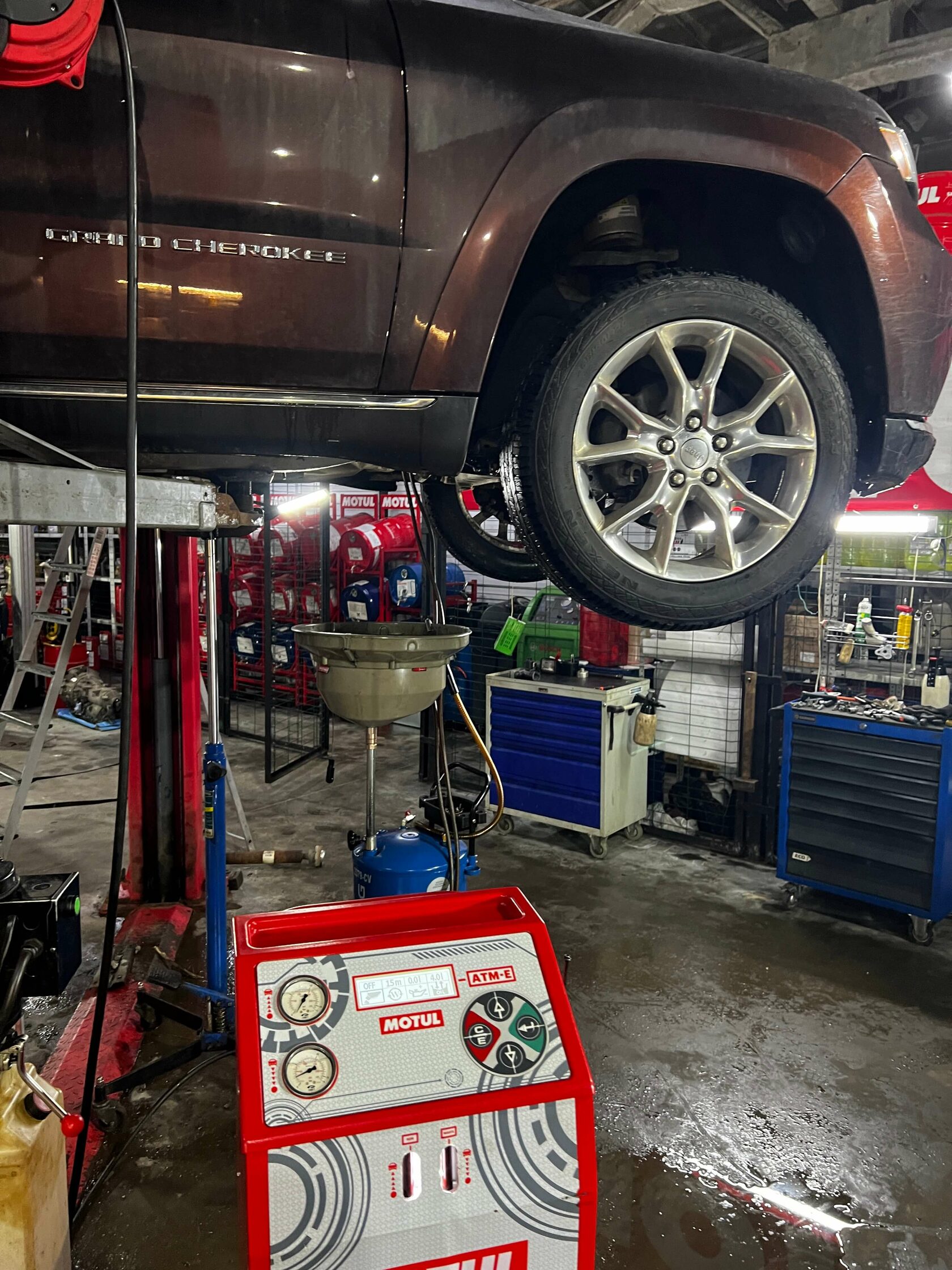 Состояние старого масла в АКПП Jeep Grand Cherokee