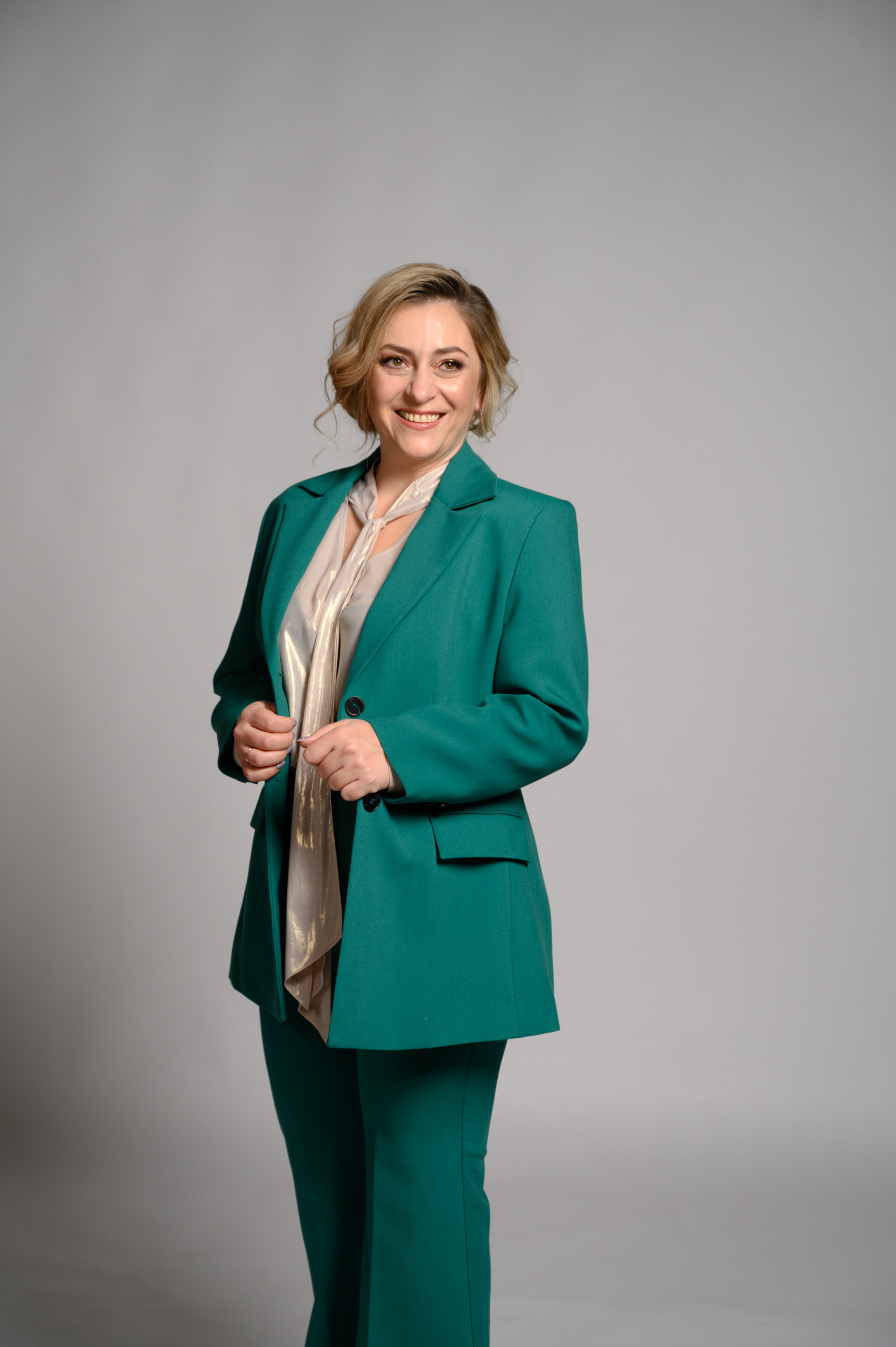 Мария Попова