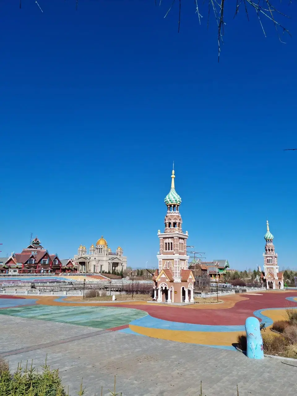 Парк матрёшек и гостиницы рядом