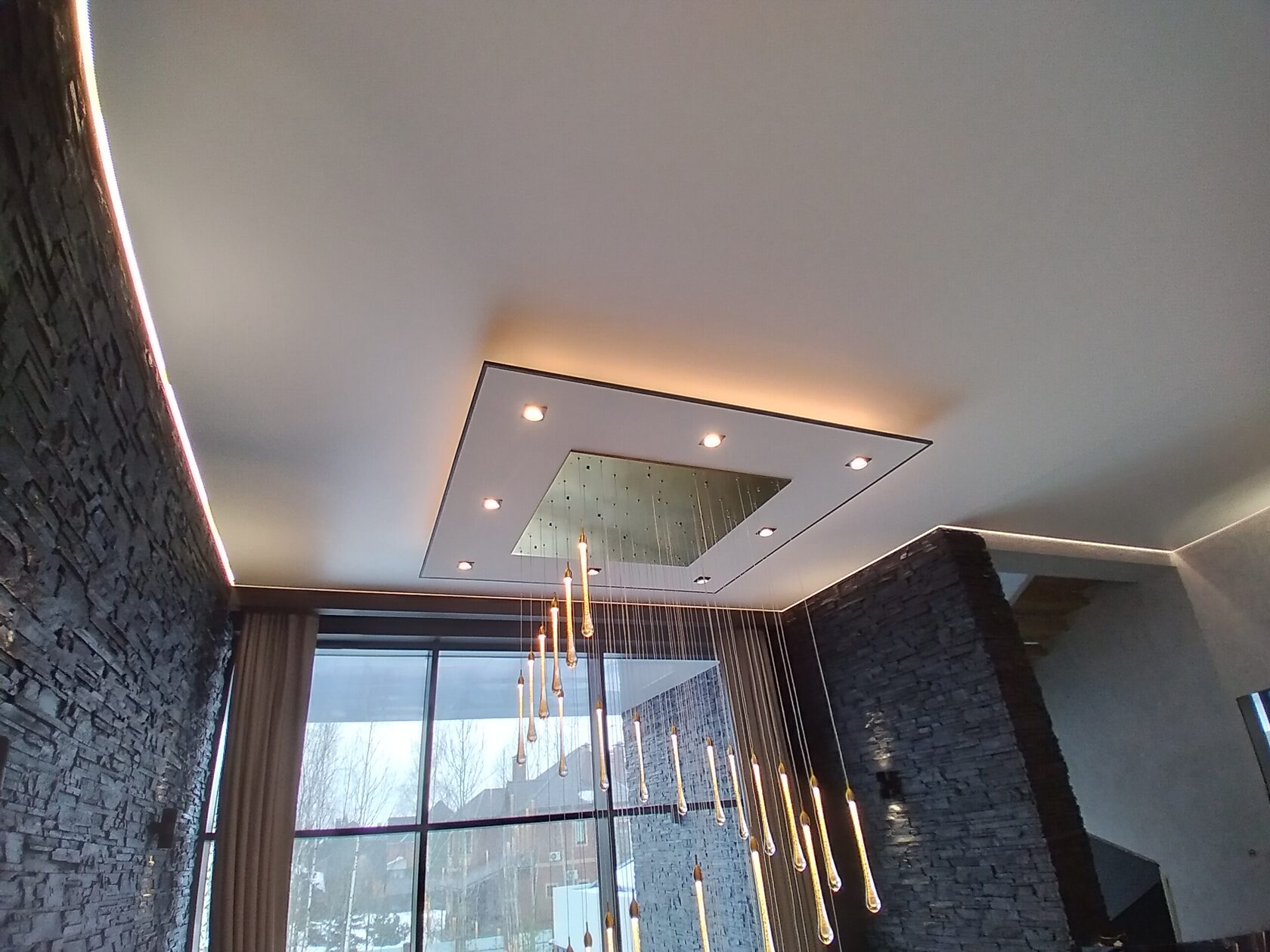 натяжной потолок