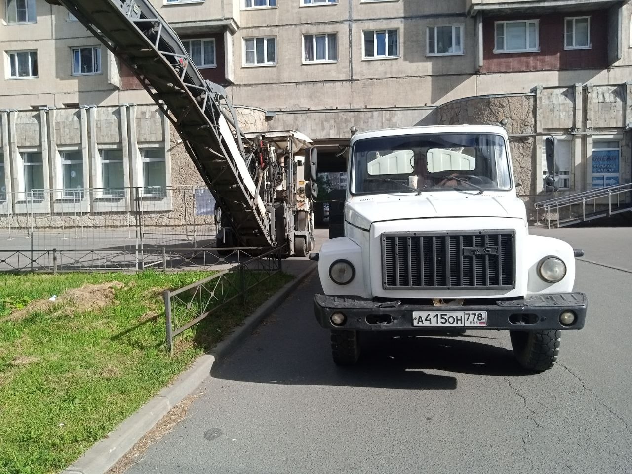 Доставка воды в Кронштадт