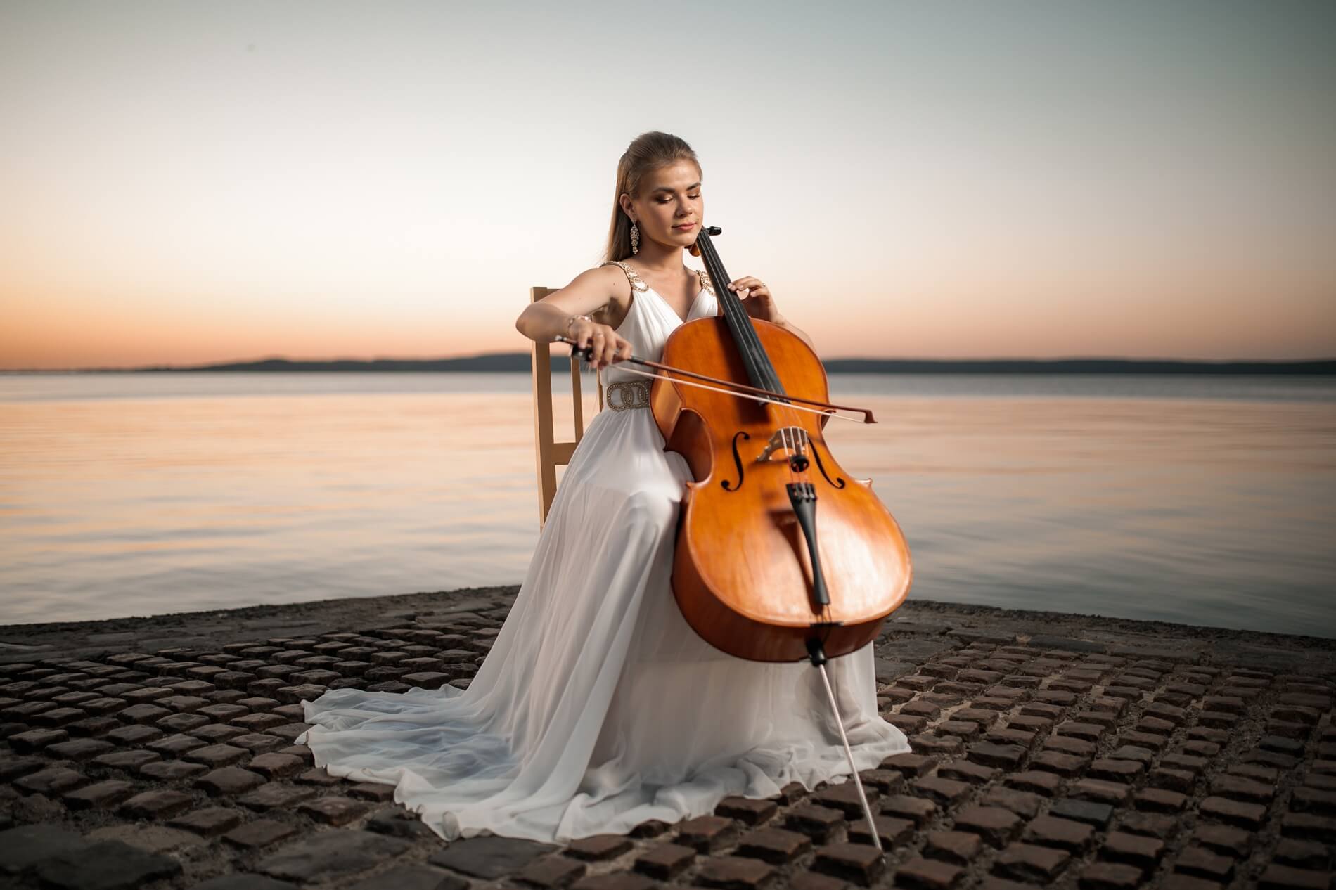 5 лучших трендов в музыке для свадебного сайта: хит-парад 2025-2026 - 2