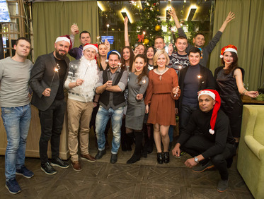 Заказать современный корпоратив для страховой фимы