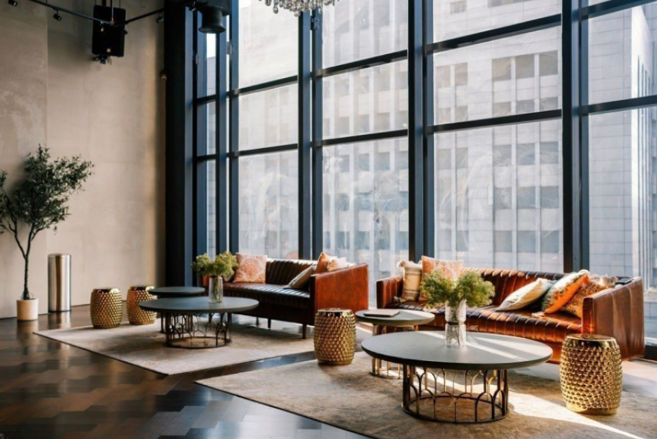 image_divider real estate мистер дом агентство недвижимости выкуп ипотека вторичка новостройки продать квартиру быстро продать квартиру в москве куда вложить деньги агент по недвижимости антон учитель