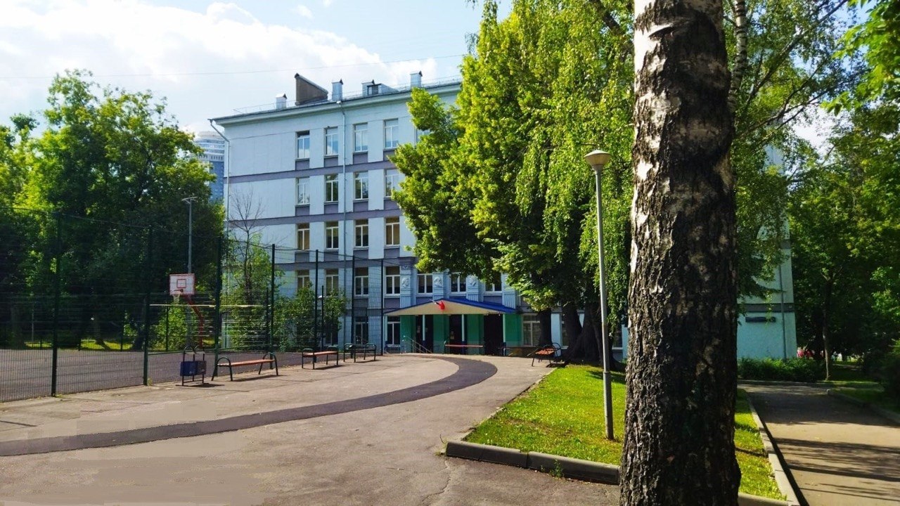 В школе № 1586 отменили кружки