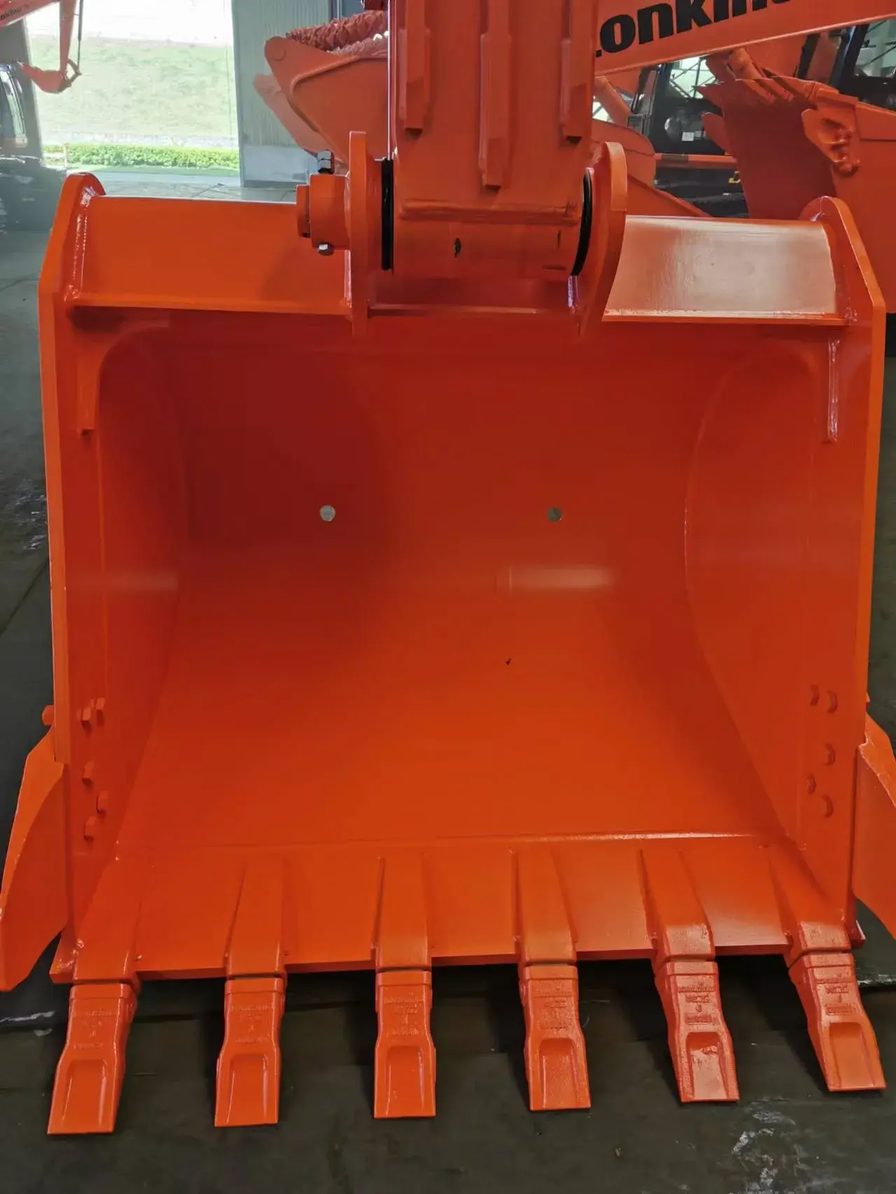 Гусеничный экскаватор LONKING CDM 6225F