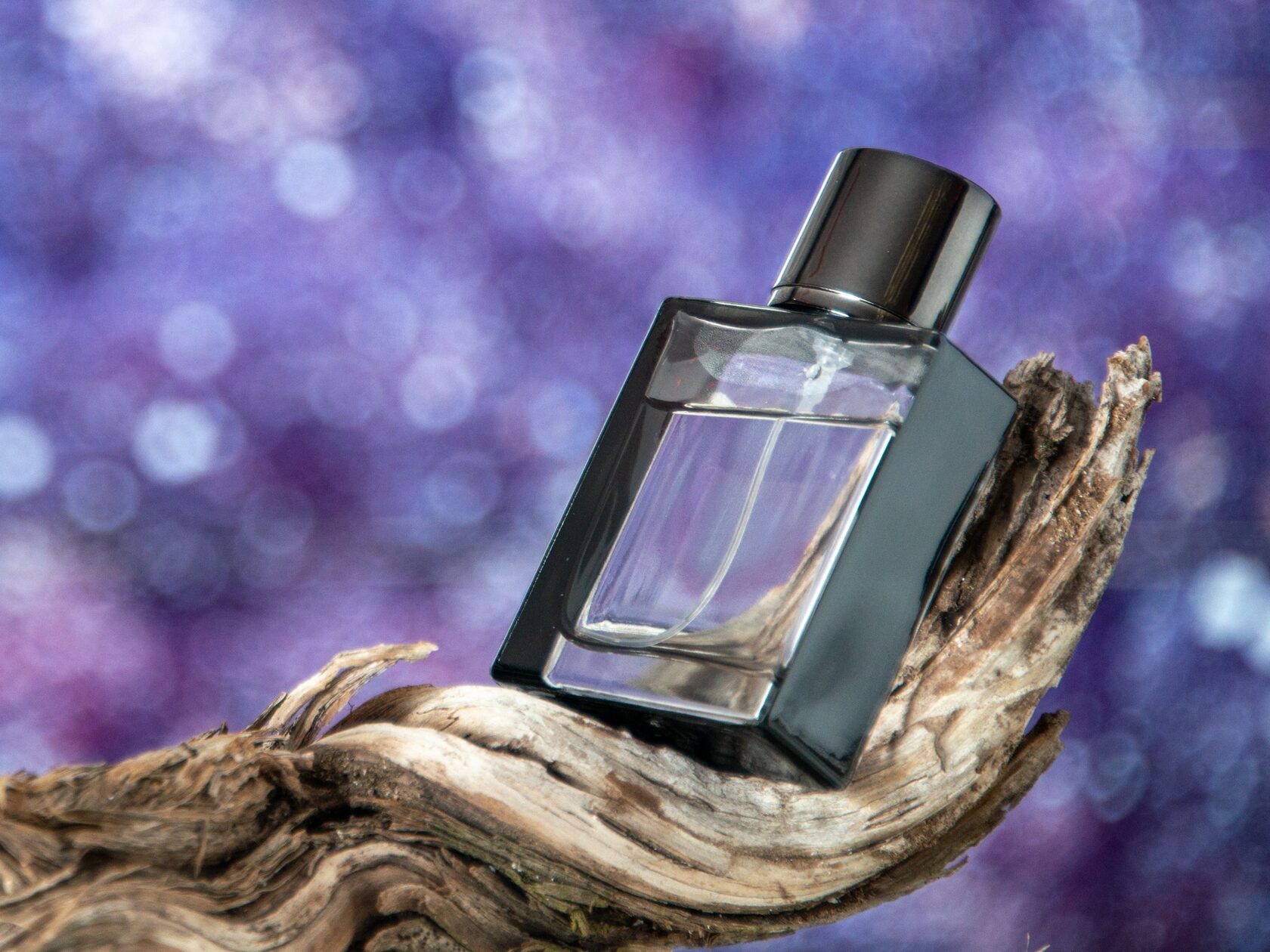 фото нанесения макияжа на лицо девушки 