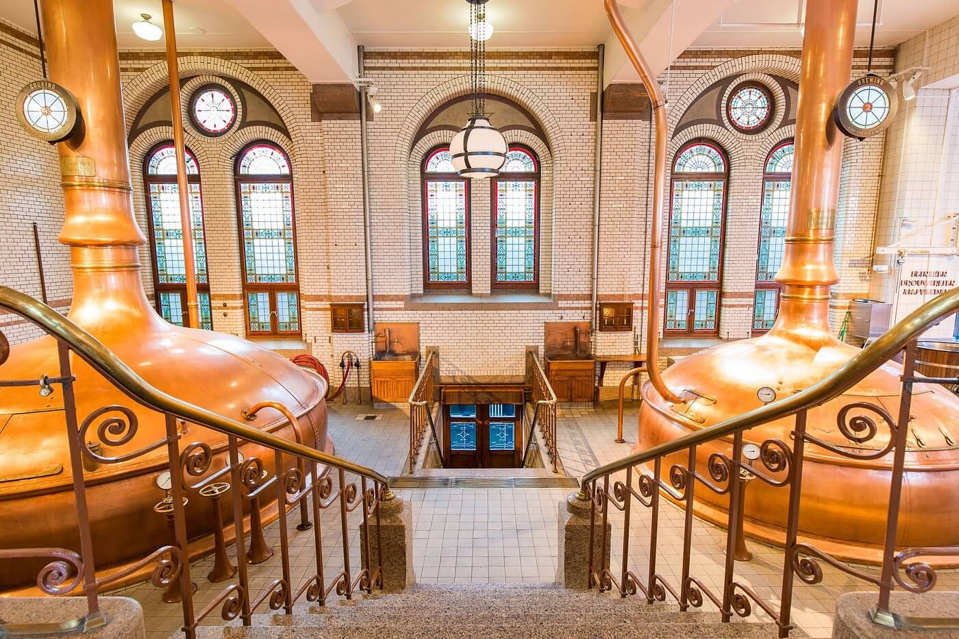 Варочный цех старейшей пивоварни Heineken. Именно здесь в XIX веке началась история светлого лагера, изменившего мировое пивоварение.