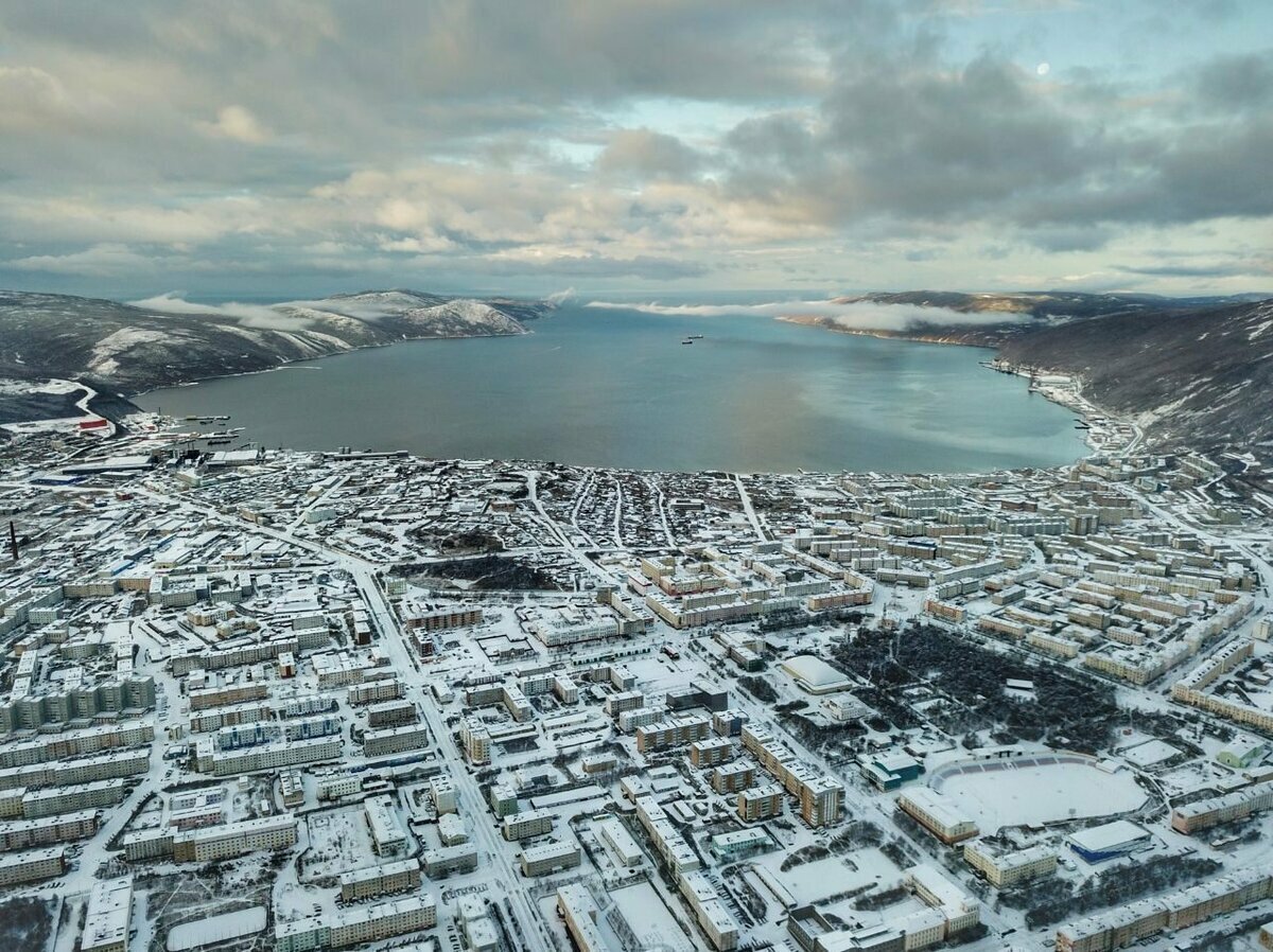 Погода в городе магадане. Магадан Колыма зима. Зима в Магадане фото. Магадан красиво. Бухта Нагаева Магадан.