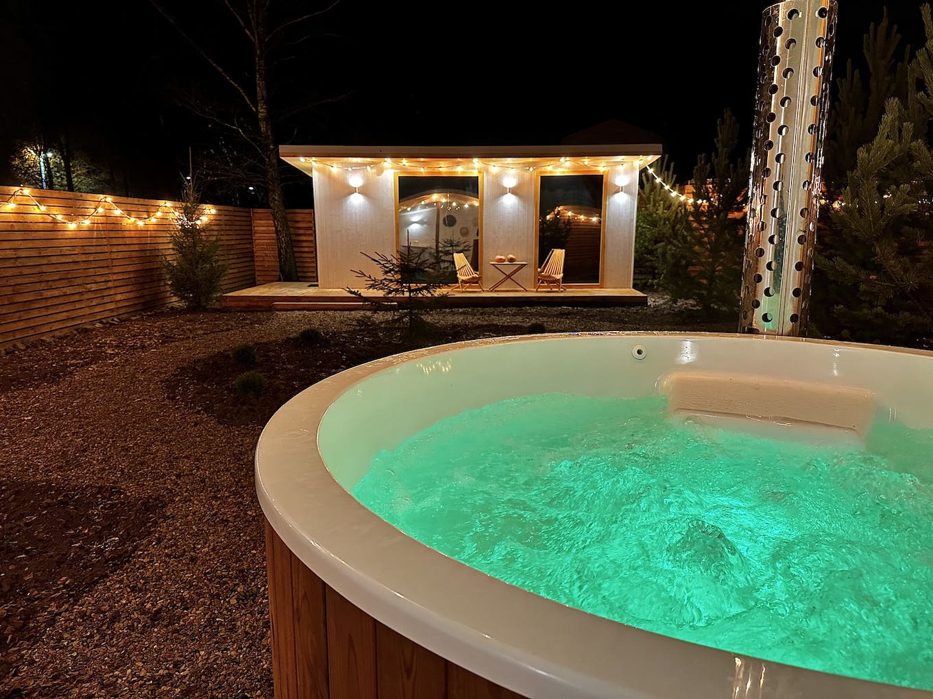 Горячая купель фурако под открытым небом в Подмосковье