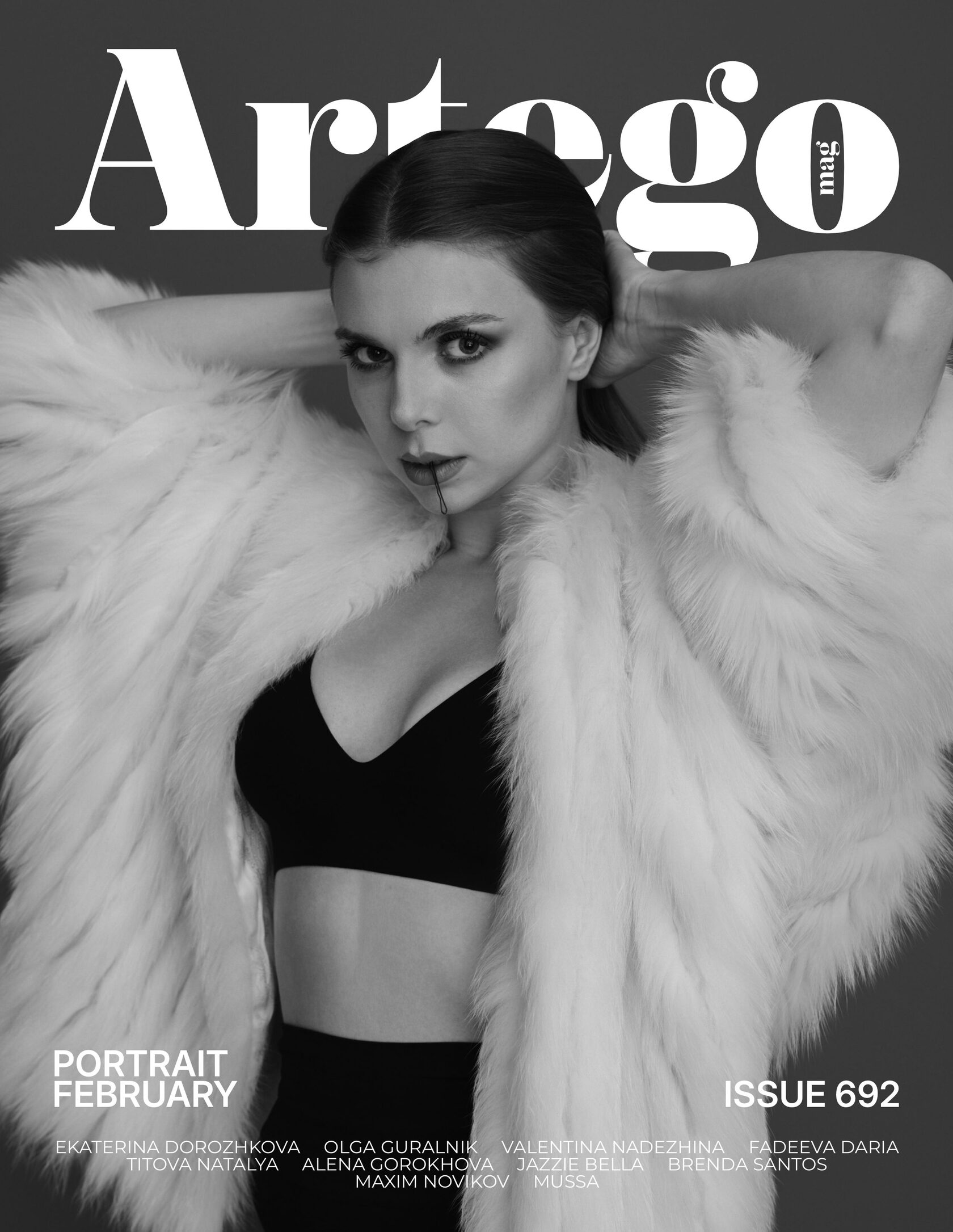 Subordinator xojayinning eshak pornosini yalaydi