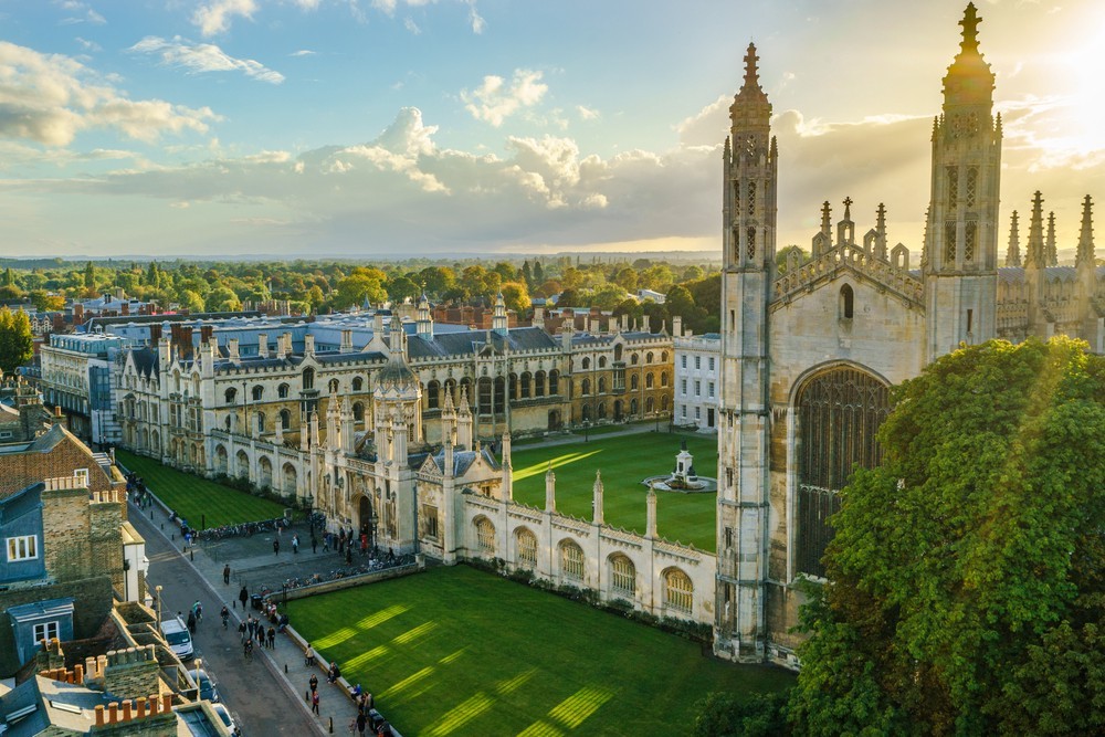 Cambridge university фото