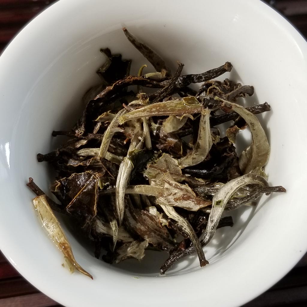 Brewed Leaves of Moonlight White