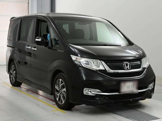 HONDA STEP WAGON Spada