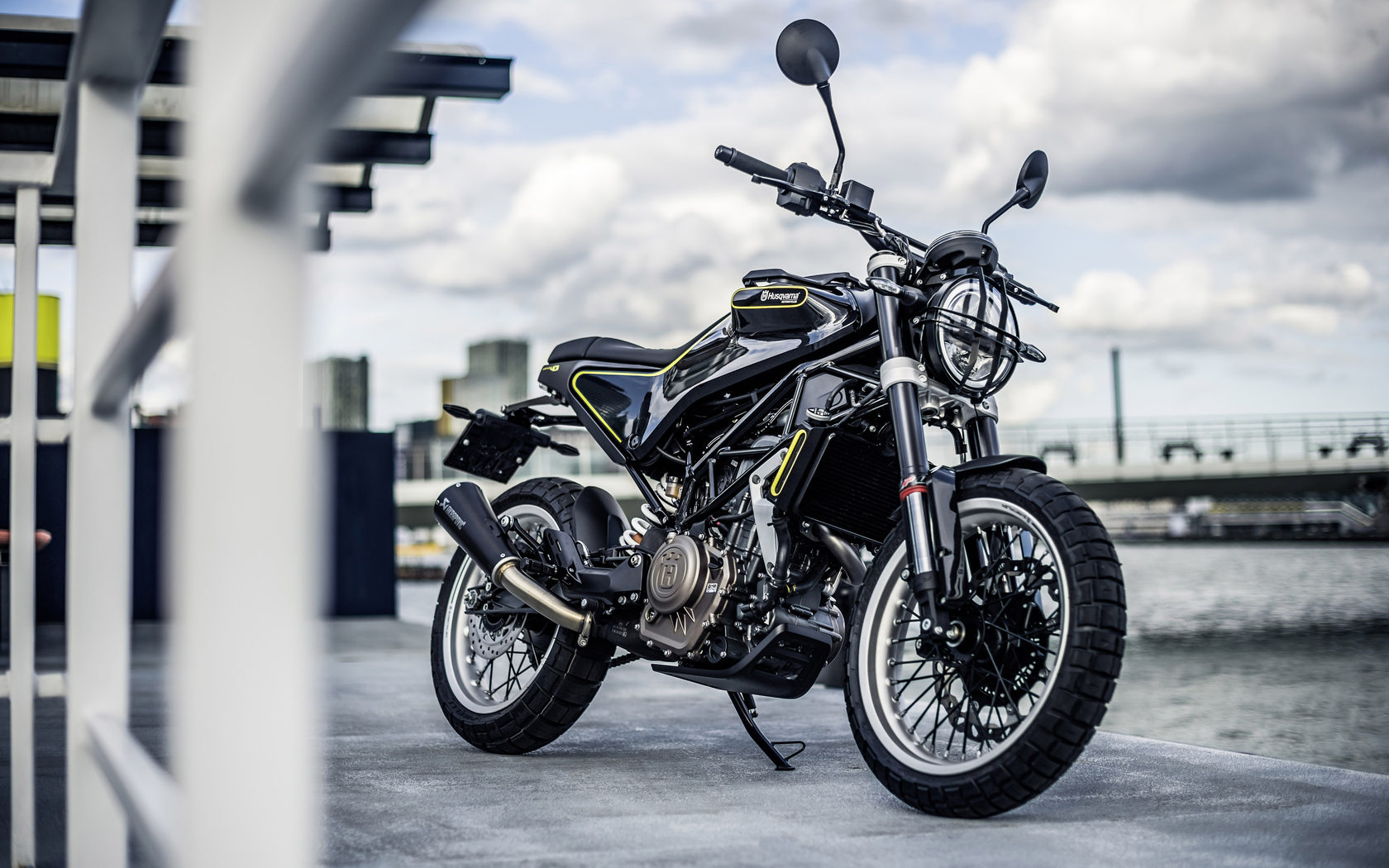 Мотоцикл Husqvarna Svartpilen