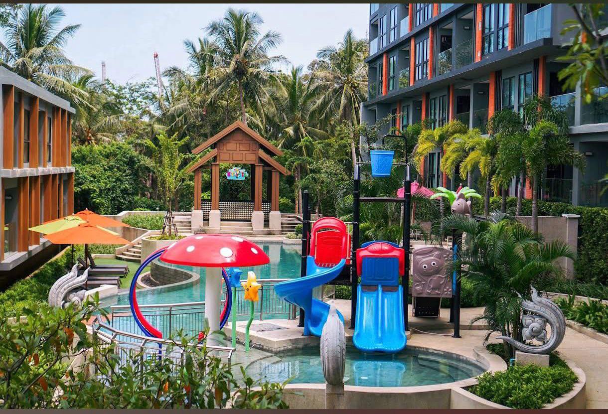 Пхукет — это один из самых популярных островов Таиланда, привлекающий туристов и экспатов своими белоснежными пляжами, развитой инфраструктурой и уникальной атмосферой. Если вы планируете провести здесь отпуск, длительный отдых или даже переехать на посто