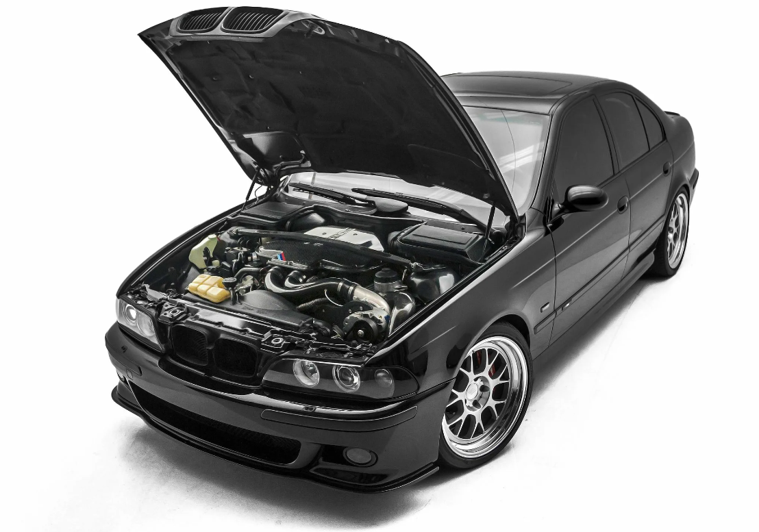 Открытый е. BMW m5 е39. БМВ е39 с открытым капотом. BMW m3 e39 Black. M5 e39 Black Jet.