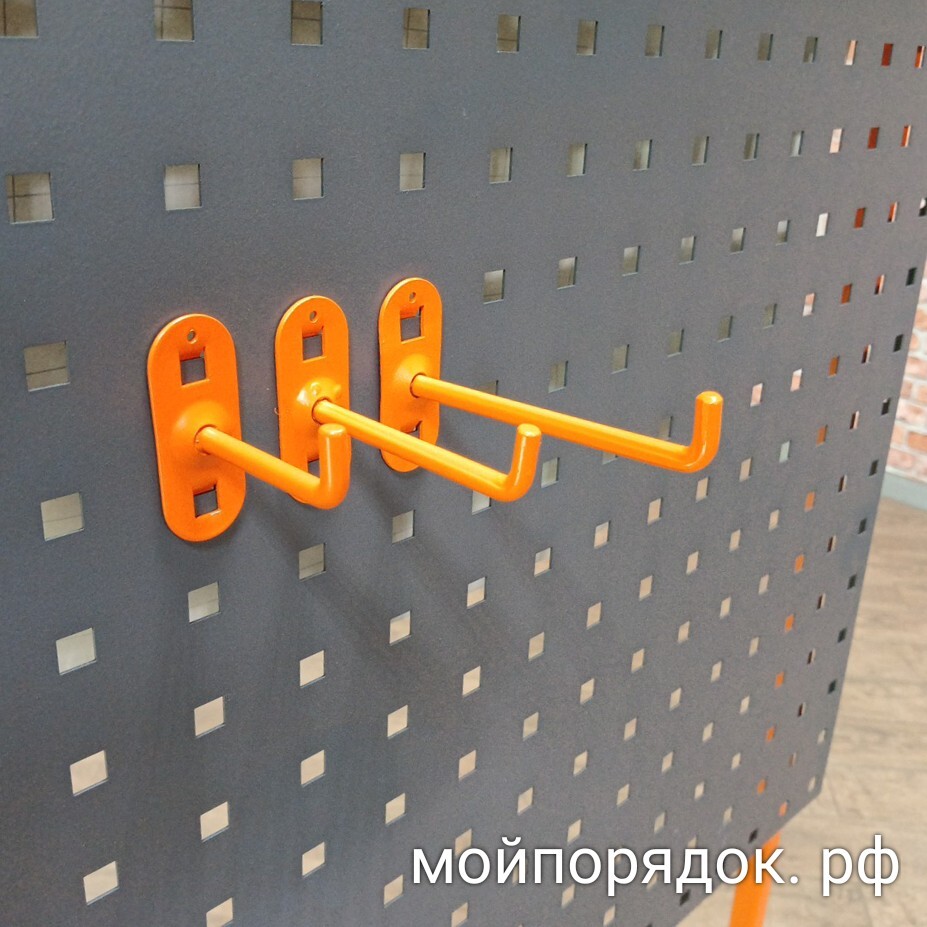 Кронштейн для перфорированных панелей "крючок"