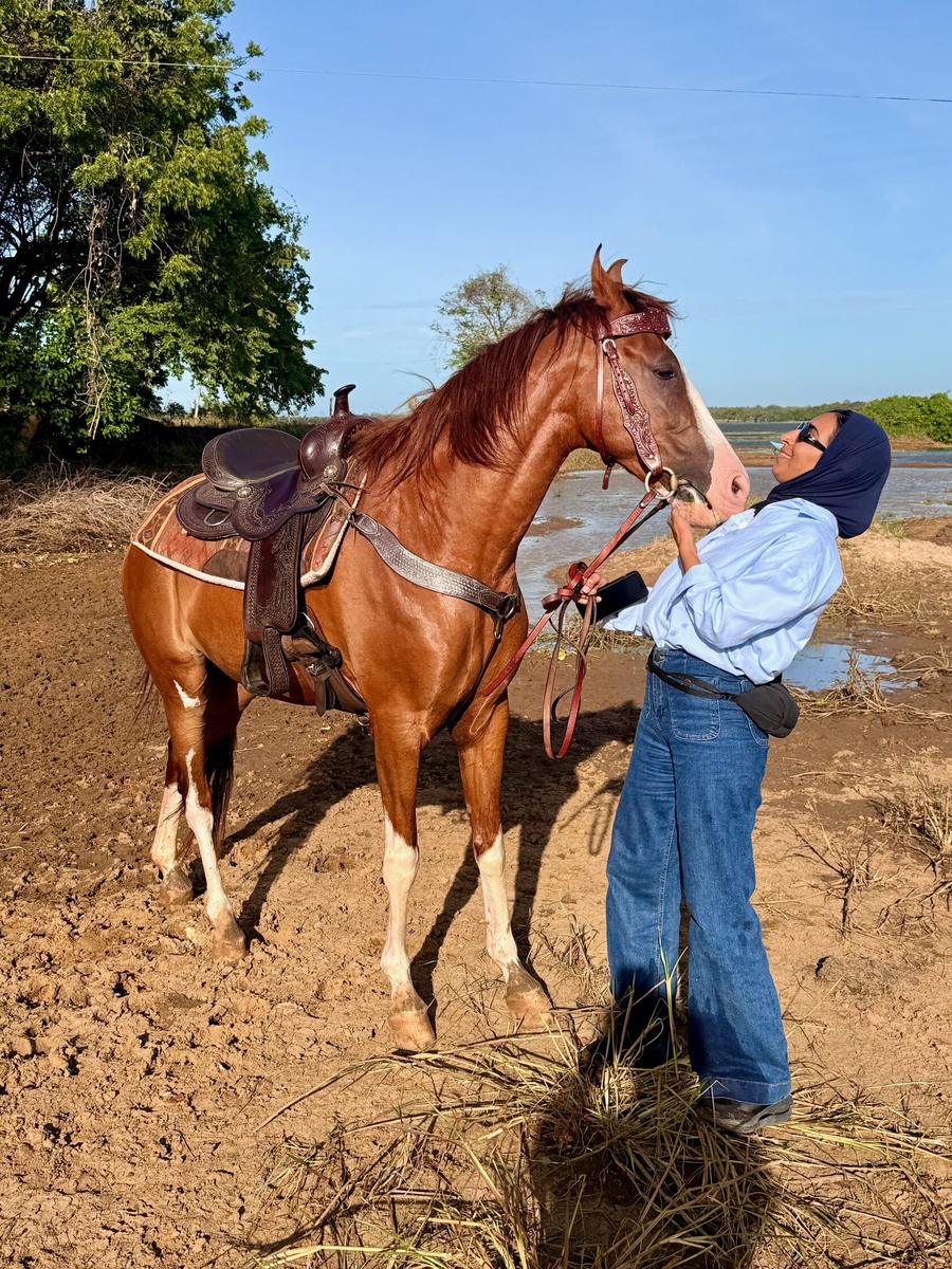 Quiet horse and human interaction at Vonfidel Ranch reflecting welfare-led horsemanship and ethical riding standards.