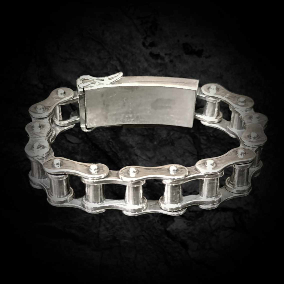 байкерский браслет, мото браслет, серебряный браслет мужской массивный.
