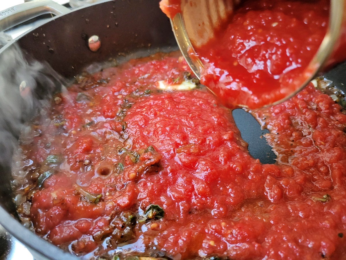 Котлеты в томатном соусе - фото рецепт.