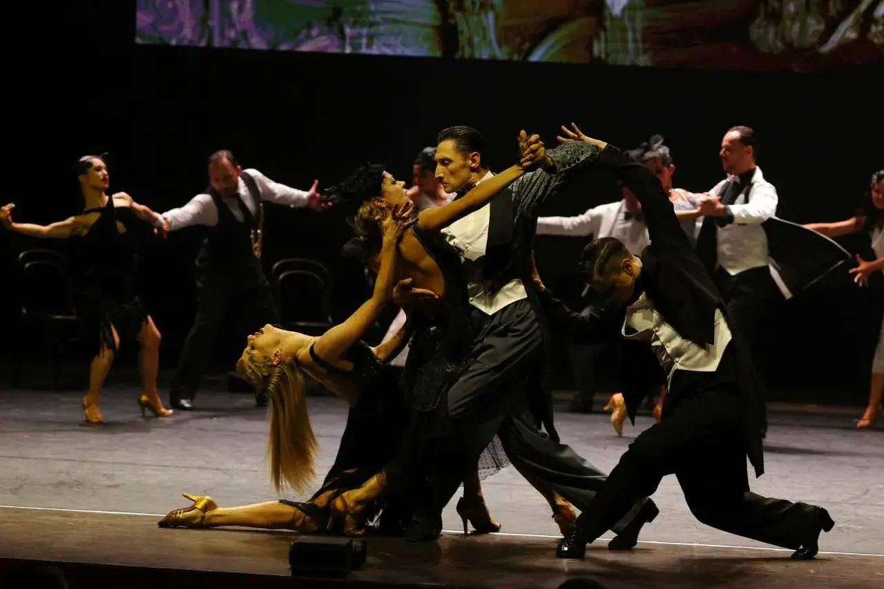 ГРАНД Театр 10