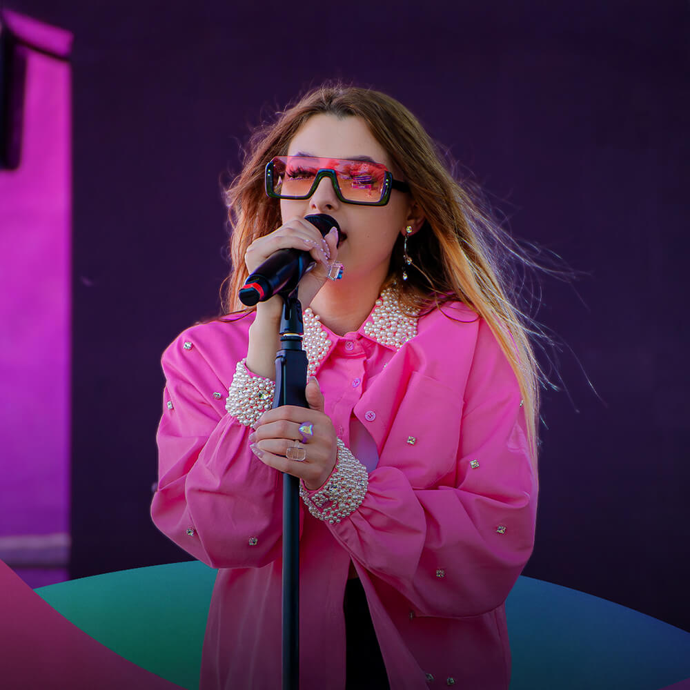 Vika Hinavi на ОйноФесте