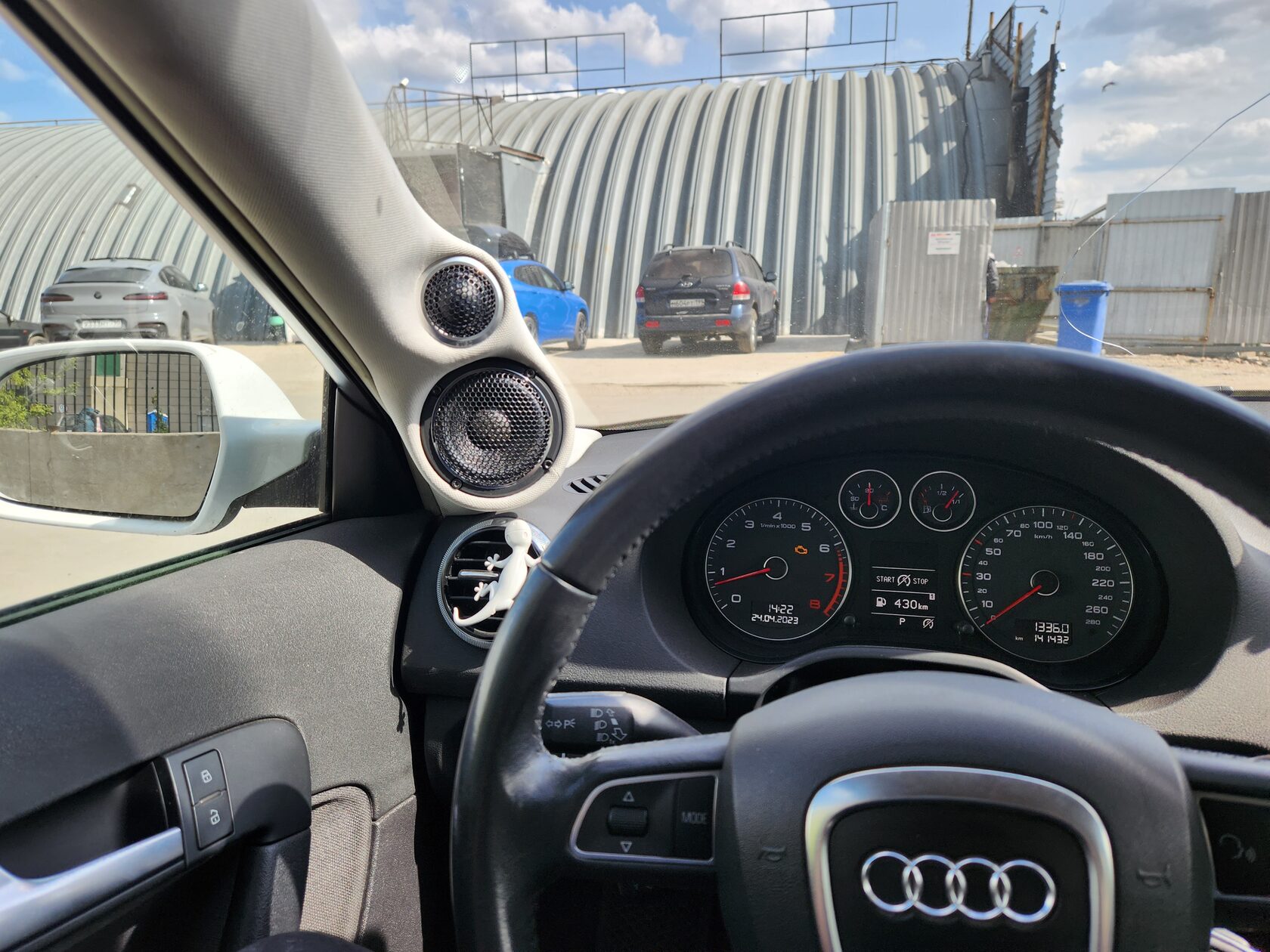 установка автозвука ауди а3