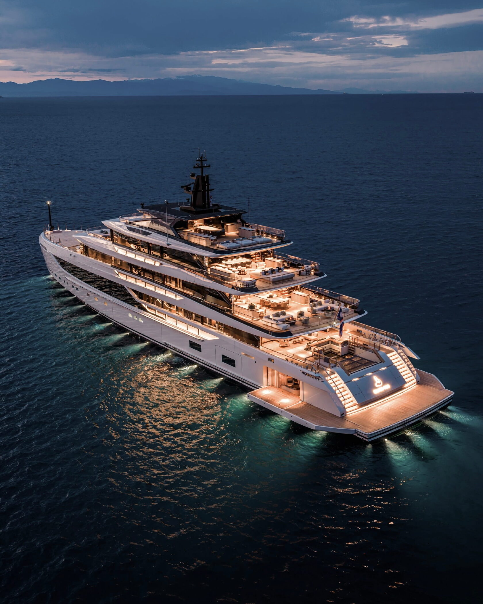 Sanlorenzo 74Steel