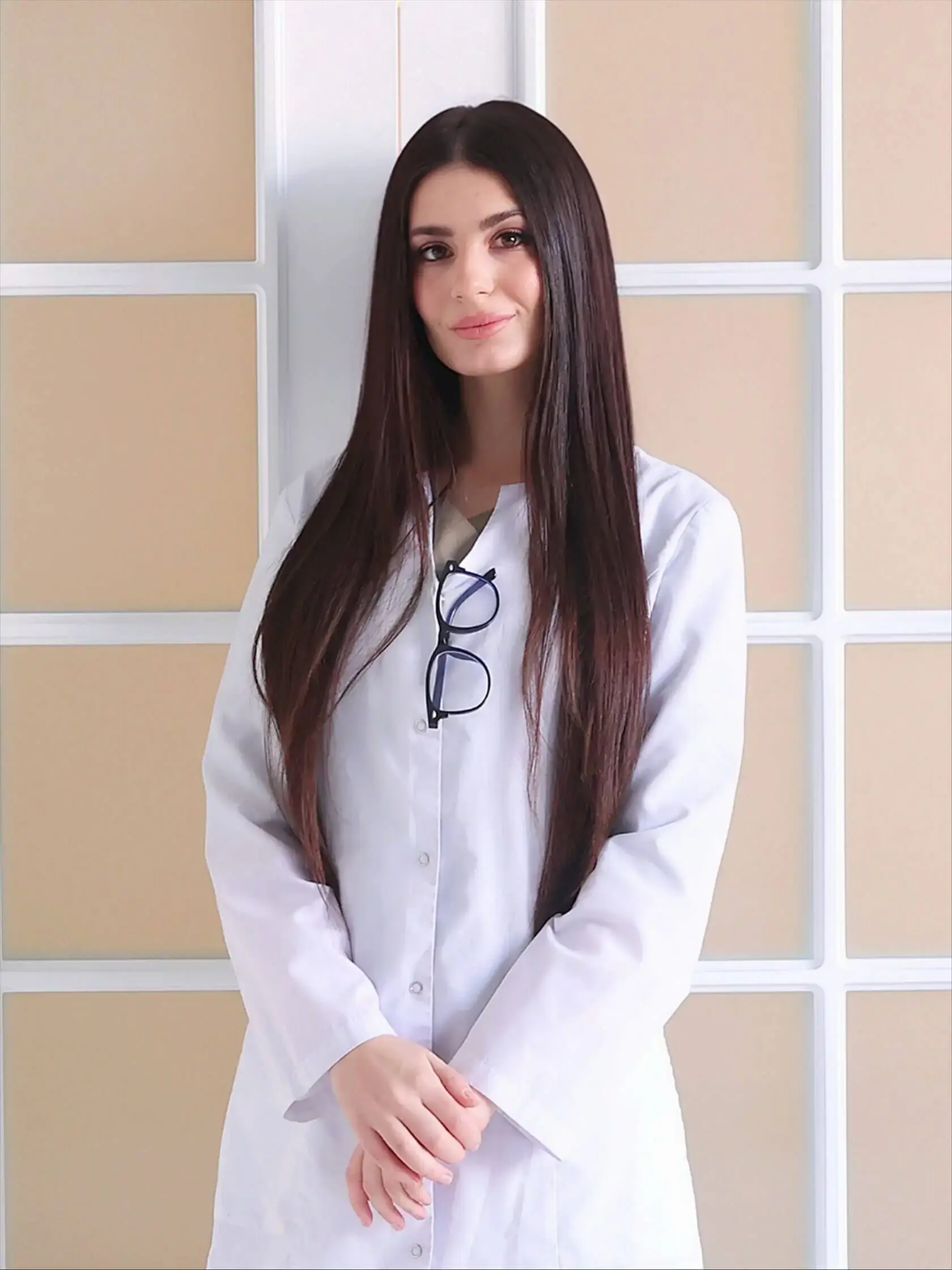 Шмидт Инга Олеговна — врач-косметолог, трихолог. Клиника «Лаванда», Екатеринбург